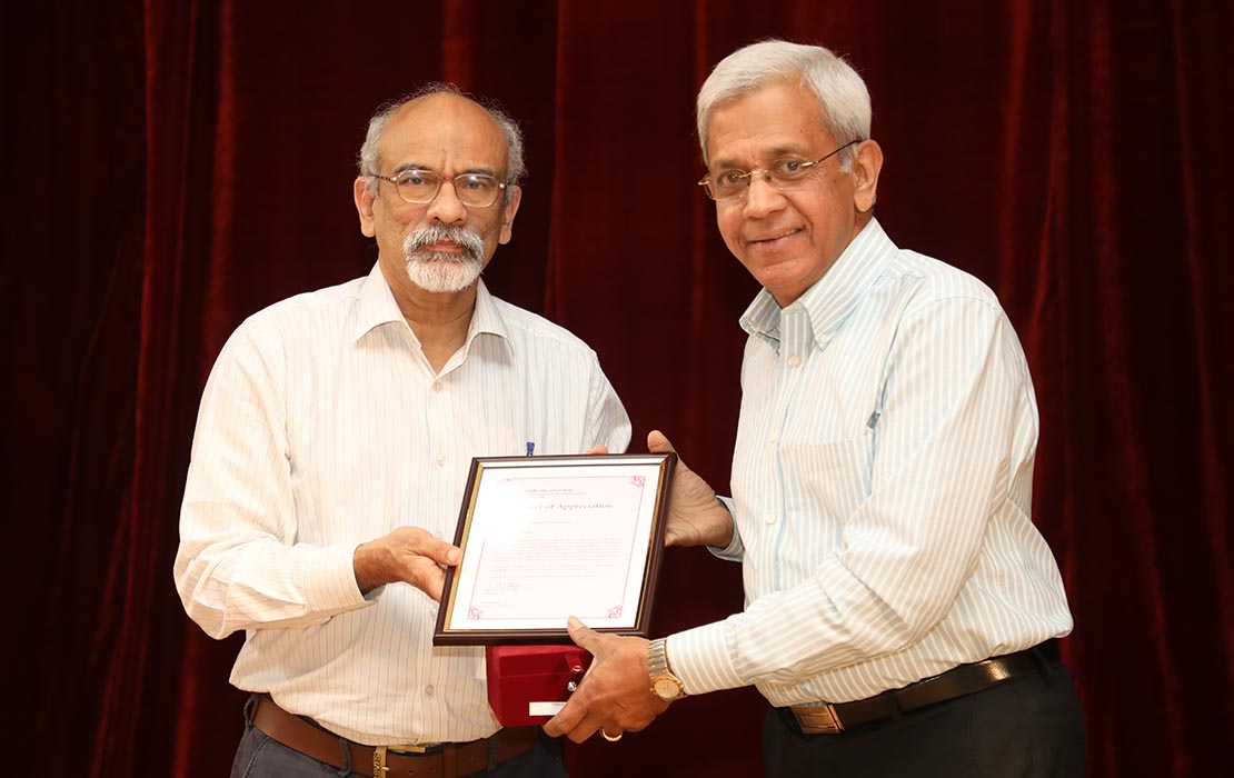 Former IIMB faculty from the Finance & Accounting area, Prof. P C Narayan, for his 10 years as a faculty member at IIMB.