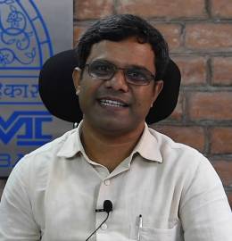 CCMRM hosts talk on ‘Teaching Behavioral Finance through Financial Market Simulations’