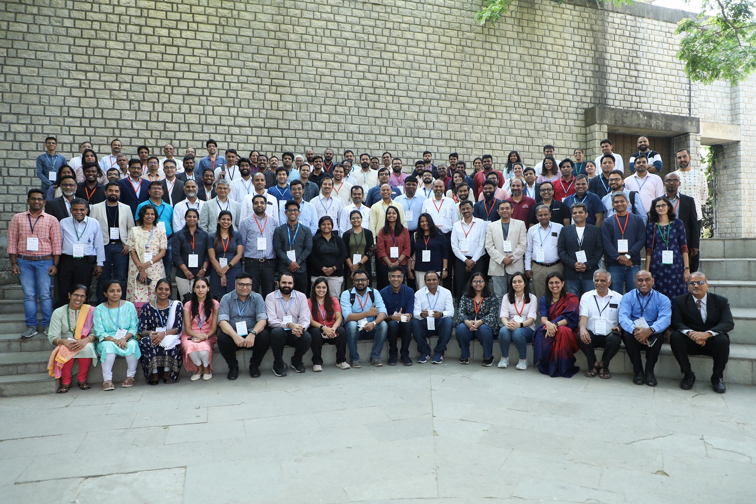 A snapshot of the speakers and participants of the conference.