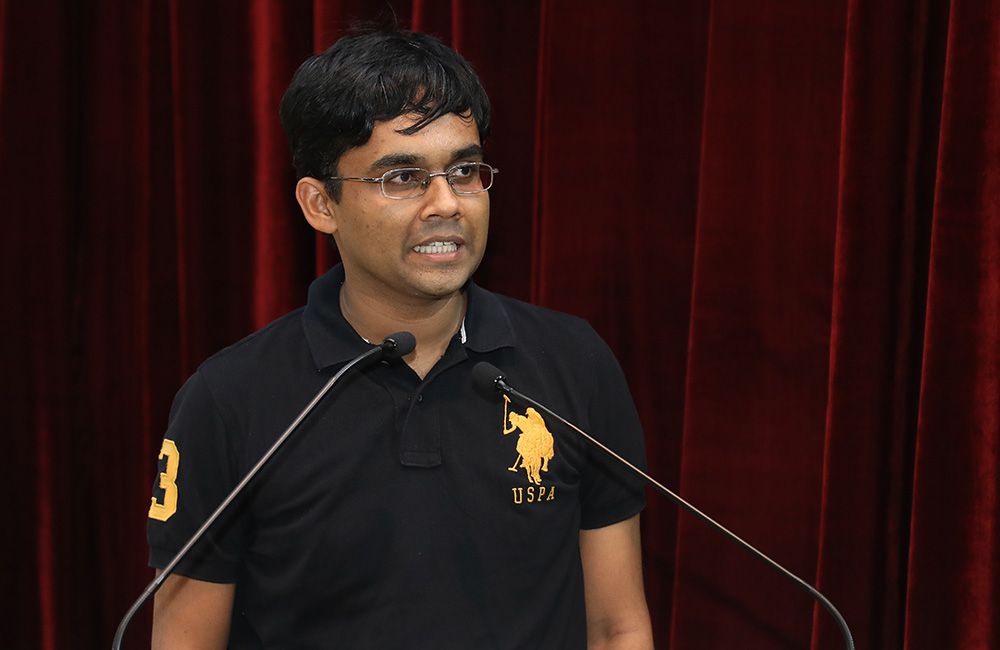 Sandeep Das (PGP 2009), Global Foresight Lead, Emerging Countries, Mars Wrigley, at the event.