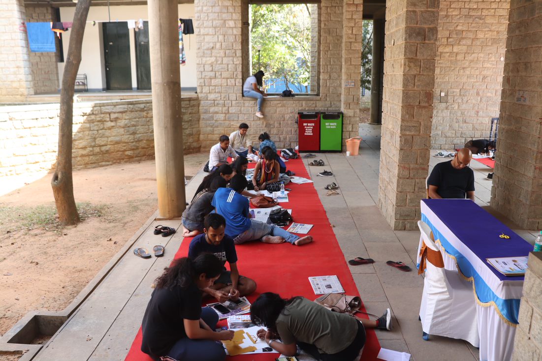 ‘Caught in the Act!’, an acrylic poster making event gave the participants a chance to showcase their finesse with the brush to create a masterpiece inspired by the vibrancy of cinematic expression.
