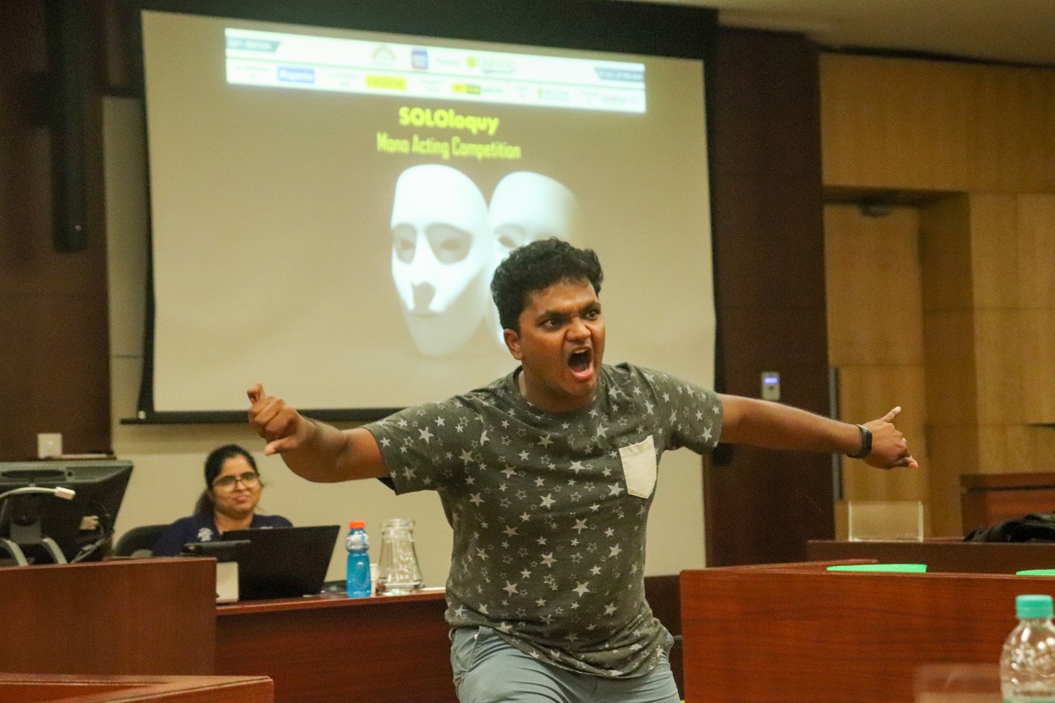 SOLOloquy, proved to be a test of the theatrical entertainment skills, as the stage became the play-ground for participants to immerse their souls and delve in to the curtain of emotions. 