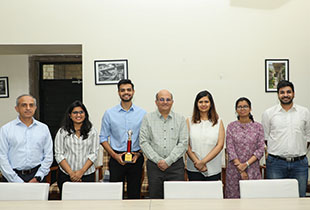 PGP team, mentored by Prof. Ashok Thampy, wins National finals of CFA Research Challenge