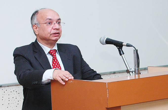 ‘Cannot think of a more fertile ground than IIMB for innovative thinking’: Dr Alok Sheel