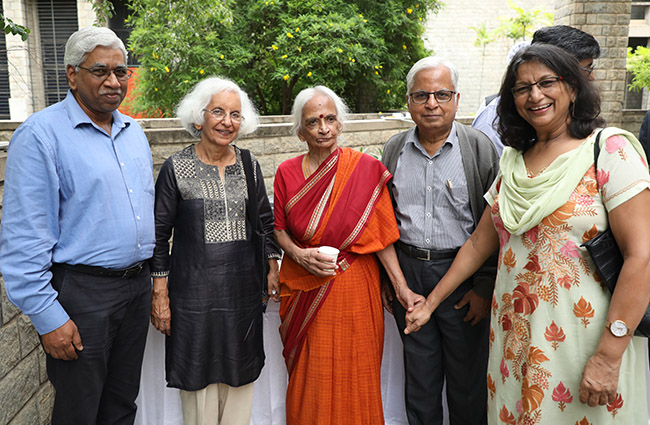 IIMB alumni raise INR 2 crore; dedicate classroom on campus to faculty member