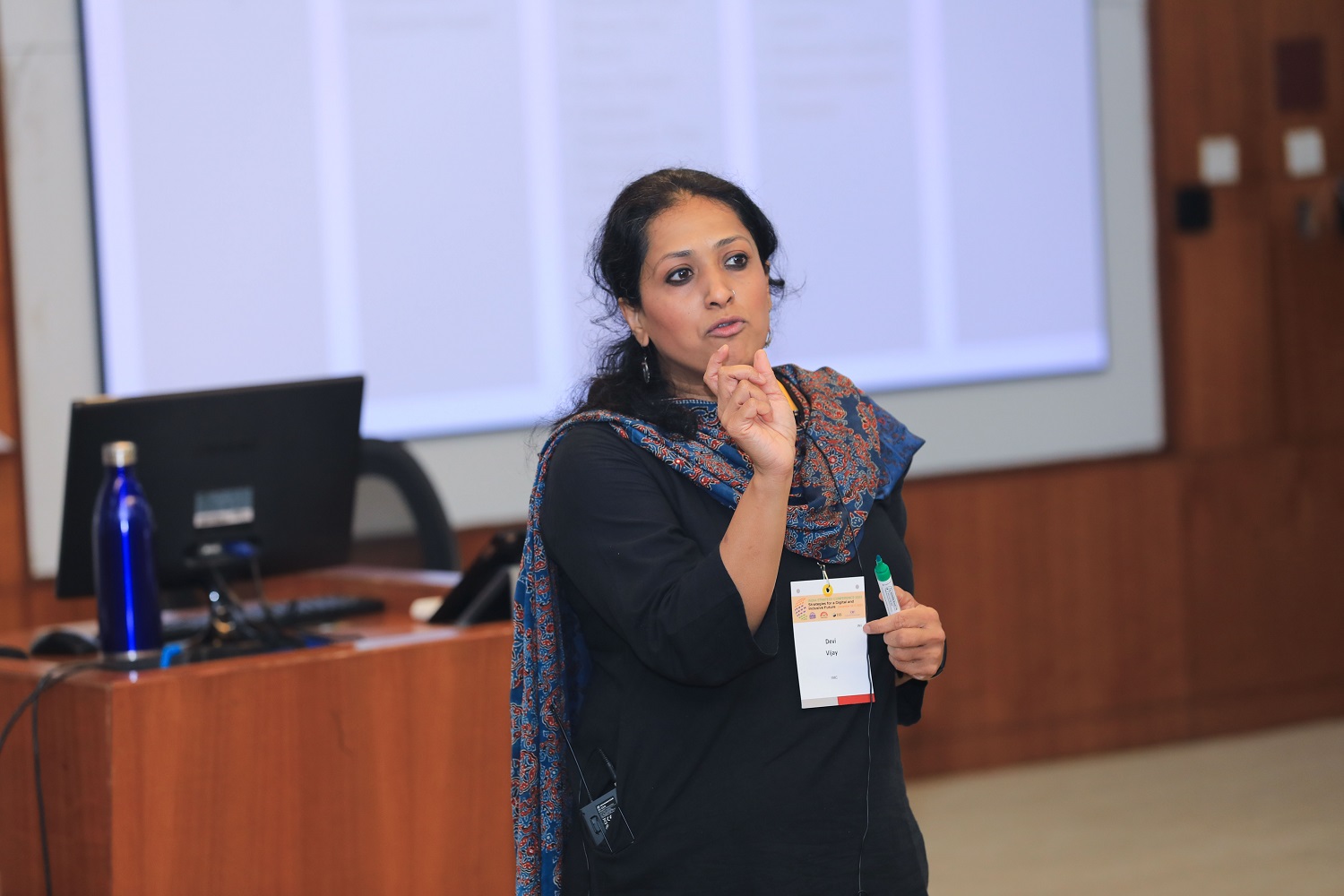 Prof. Devi Vijay, Professor, Indian Institute of Mass Communication, conducts a workshop on ‘Qualitative Research Design’.