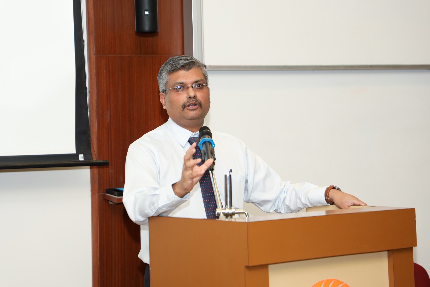 Moulinath Ganguli, Director, Sales, M1xchange, speaks on ‘Maintaining integrity while managing working capital/liquidity in the e-invoicing and bill discounting era’, during the CCGC event.