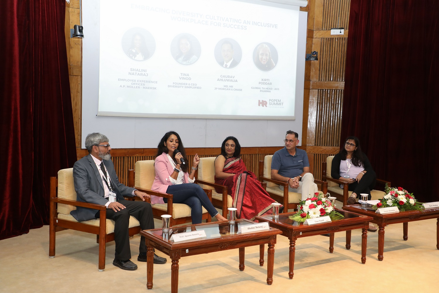 (L-R): Moderator Prof. Apurva Sanariya; Shalini Nataraj, Global Head, HR Transformation & Delivery, A.P. Moller – Maersk; Tina Vinod, Founder and CEO, Diversity Simplified; Gaurav Ahluwalia, MD, Human Resources, JPMorgan Chase, and Kirti Poddar, Global Talent Acquisition Head, ACG World, at the panel discussion on, ‘Embracing Diversity: Cultivating an Inclusive Workplace for Success’.