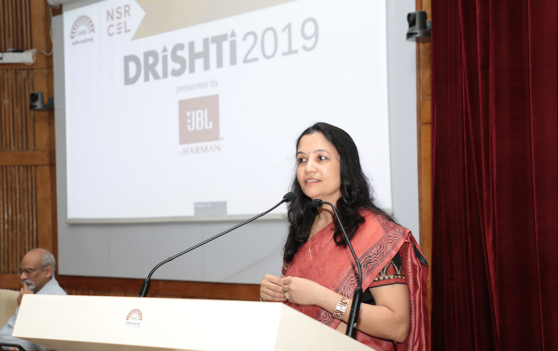 Prof. Seema Gupta, Chairperson, PGPEM, IIMB, welcomes speakers and participants to the summit.