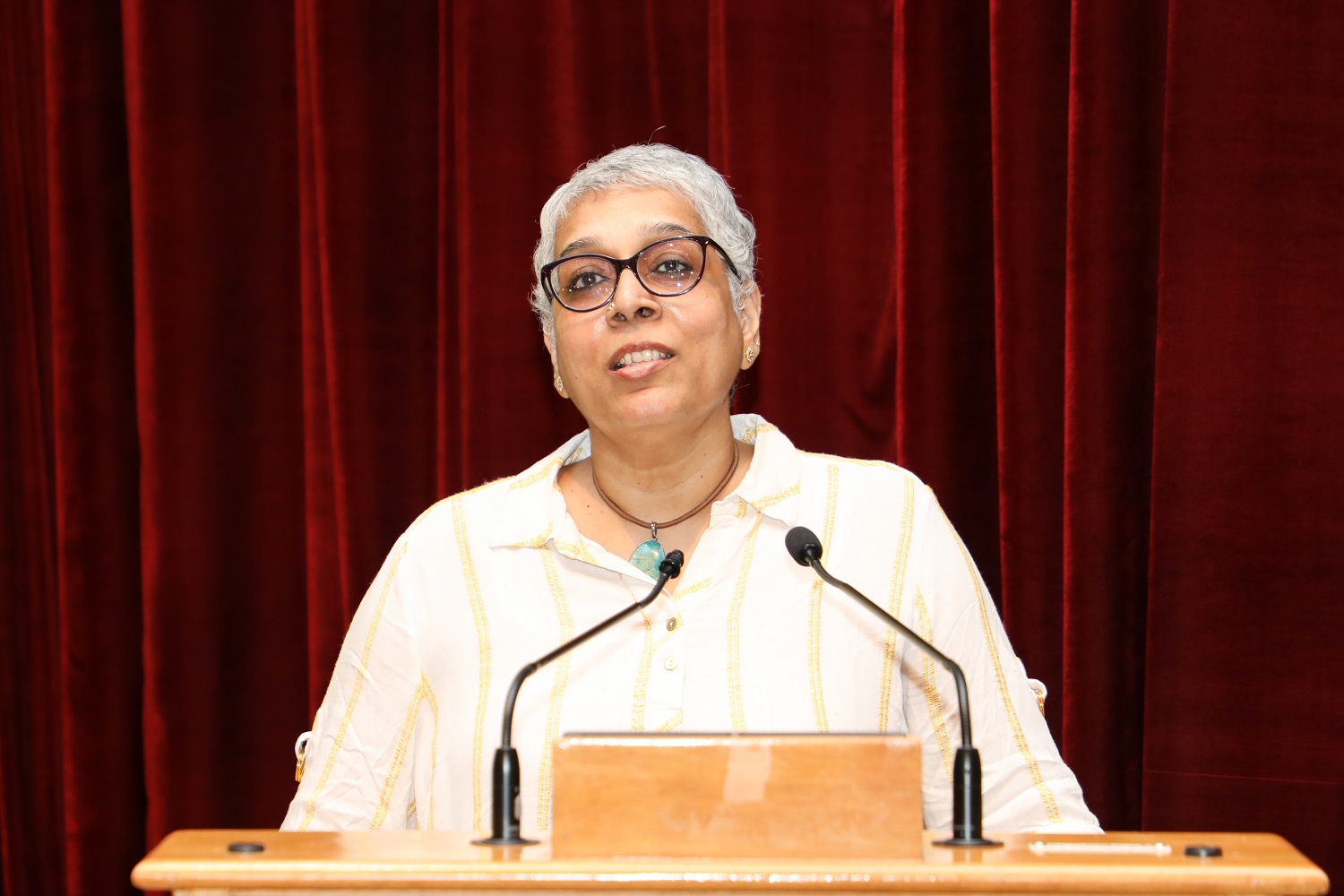 Sunitha Lal, CHRO, Ather Energy, addresses the audience at Drishti 2022