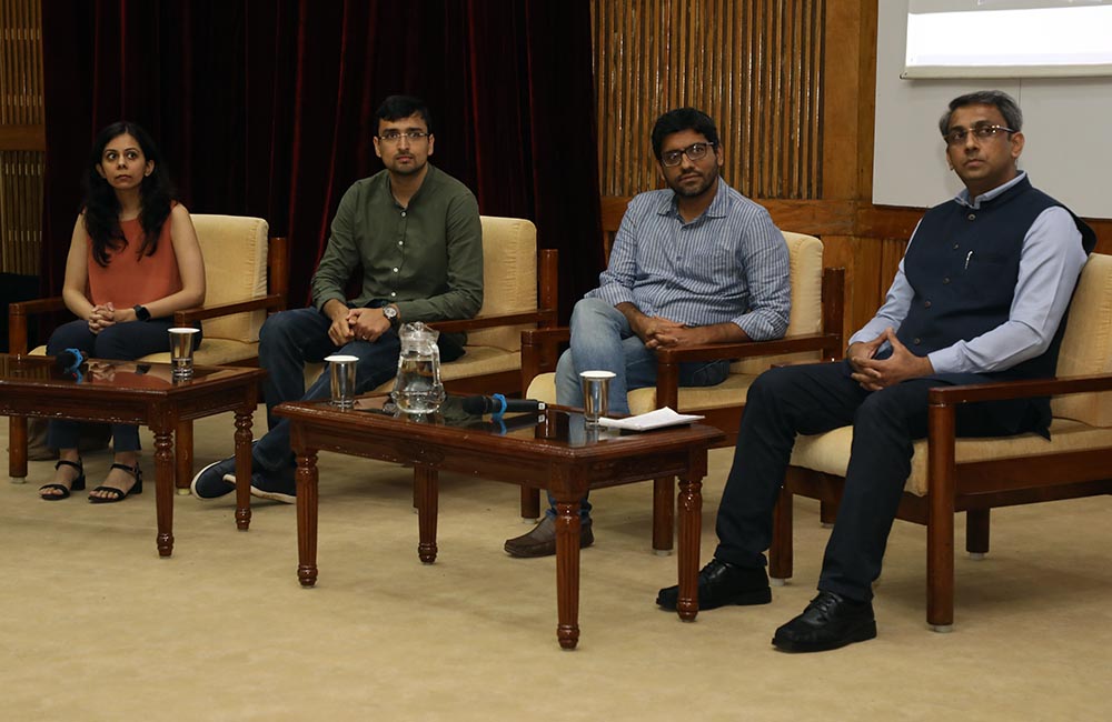 (L-R): Mehak Malik, Co-founder & CEO, Uvi Health, Pritish Gupta, Founding Member, Dozee Health, Sohit Kapoor, Co-founder, DRiefcase, and Prof. Allen P Ugargol, Chairperson of the two-year MBA for working professionals, engage in a panel discussion on: ‘Thinking Health, Thinking Entrepreneurship’.