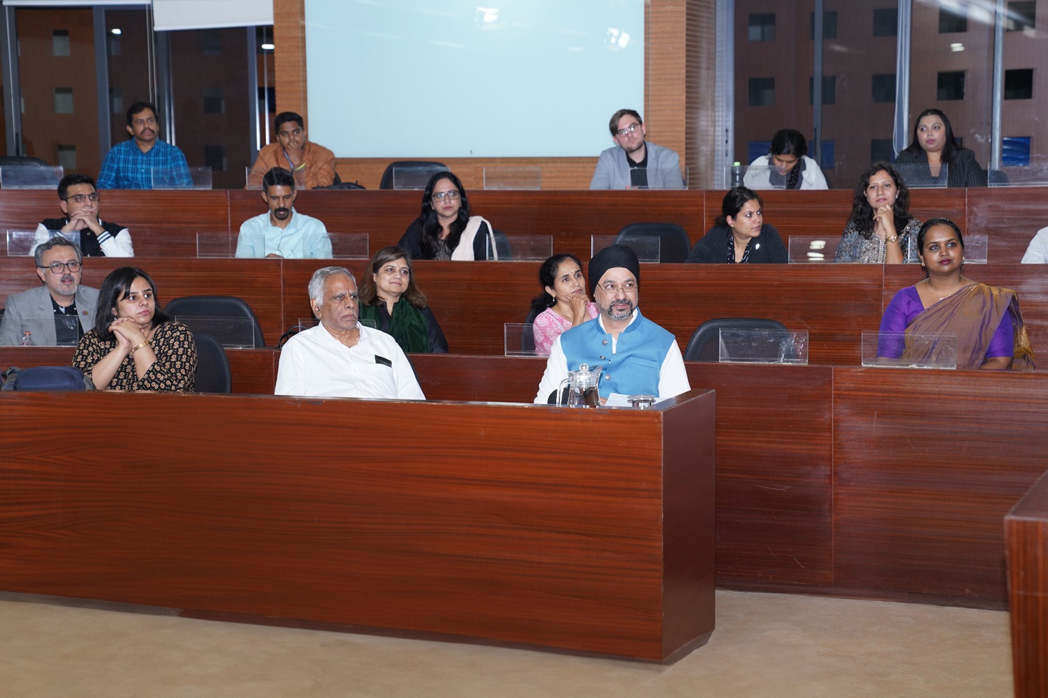 A glimpse of the audience during the session.