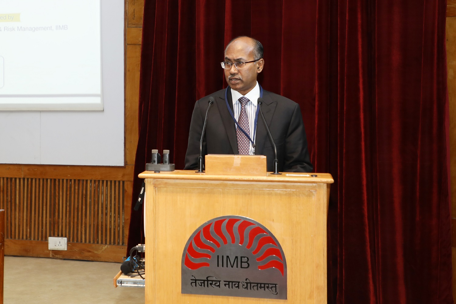 Hon’ble Justice Kannan Ramesh, Judge, Appellate Division, Supreme Court of Singapore and Judge, Singapore International Commercial Court, delivers a talk during the inaugural session of the conference.