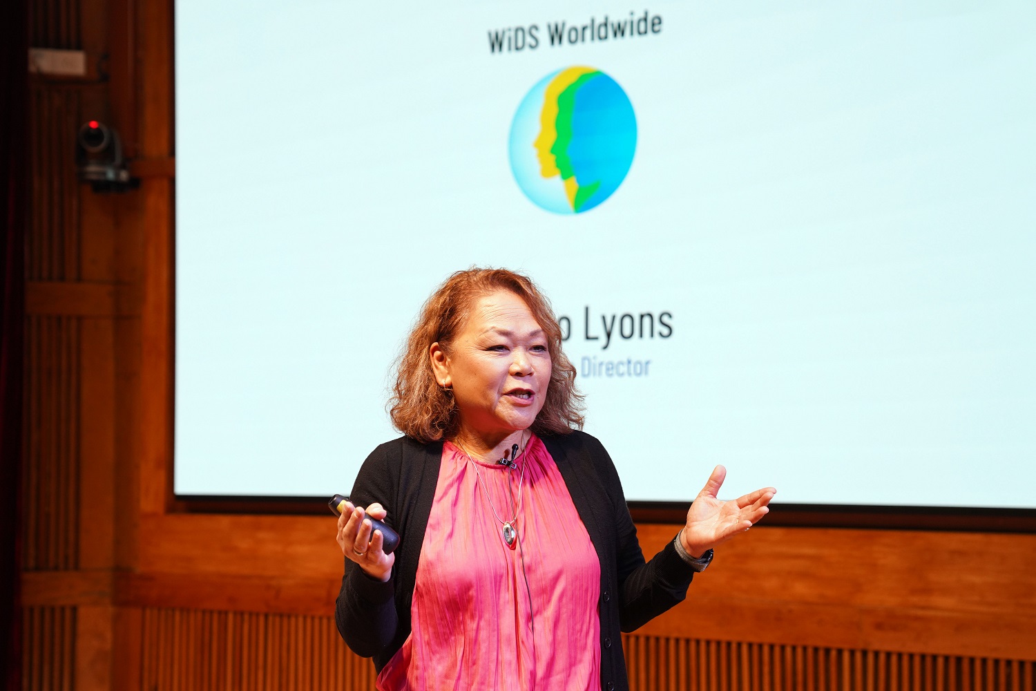 Chisoo Lyons, Executive Director, WiDS Worldwide, delivered the keynote address at the 8th annual WiDS India Conference 2026 organised by Data Centre & Analytics Lab (DCAL). She offered a powerful reframe of the AI era: “It's not human in the loop, it's humans in the lead.”
