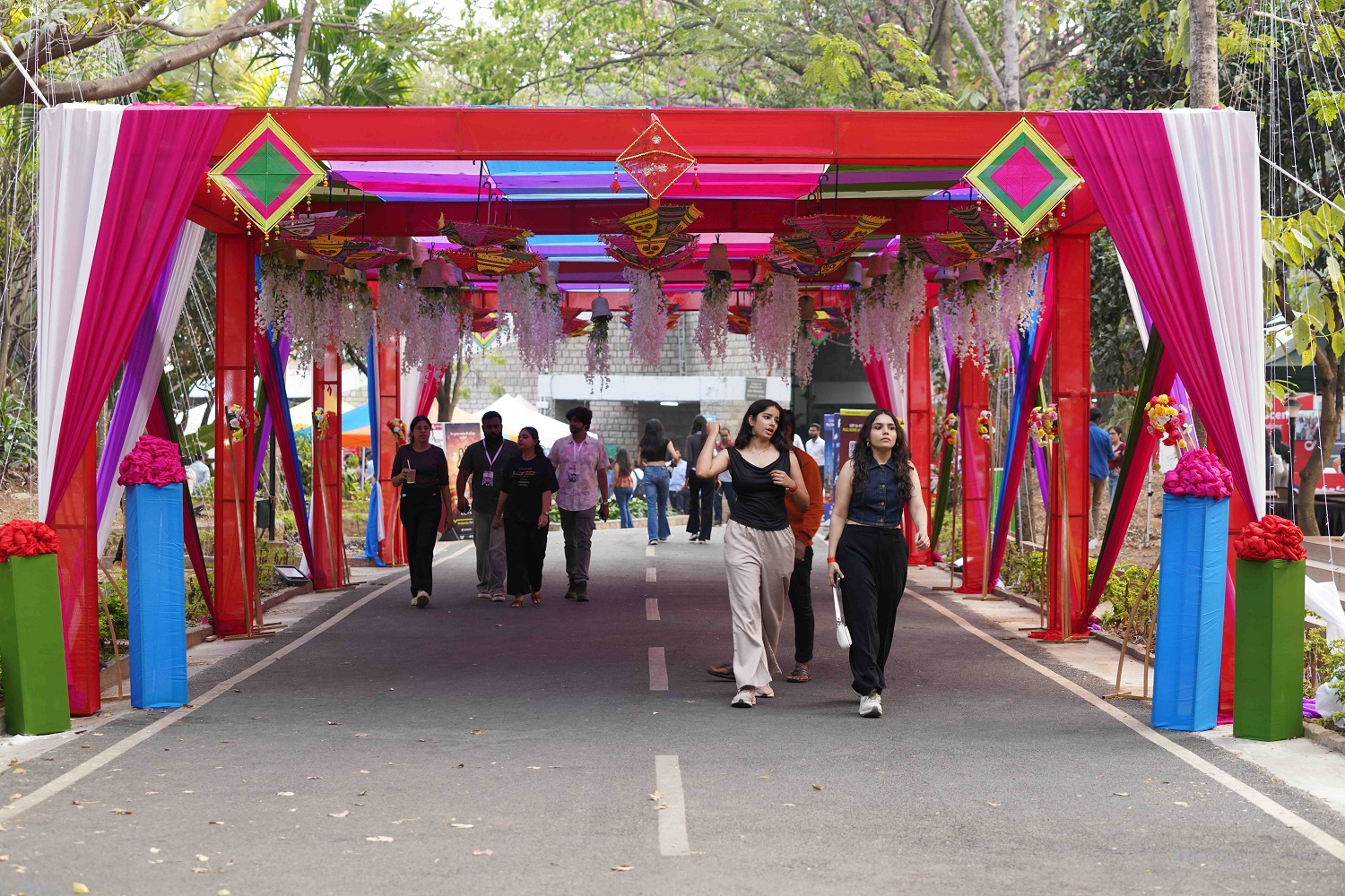 The campus of IIM Bangalore comes alive as Unmaad 2026 begins under the theme ‘Beats of the Streets’.