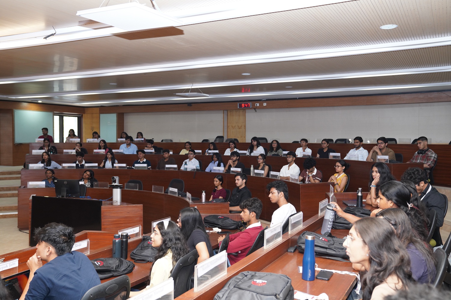 Participants during the ECODS sessions held at IIMB from 27 to 30 April 2026. 