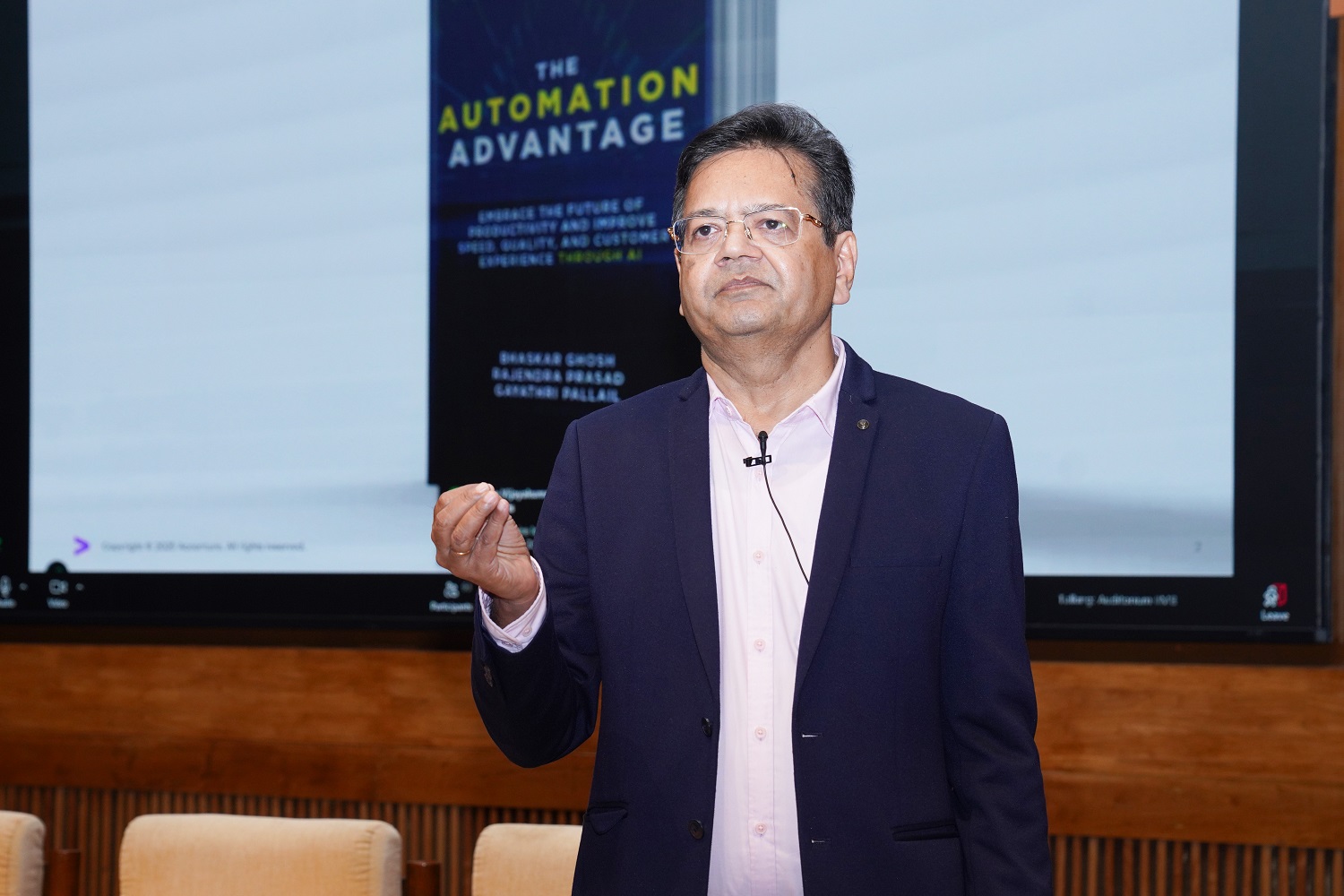 Dr. Bhaskar Ghosh, Chief Strategy and Innovation Officer, Accenture, speaks on, ‘Future of Consulting in the Age of AI’, at a seminar hosted by the Centre for Software and Information Technology Management, at IIM Bangalore on 2nd December 2025.