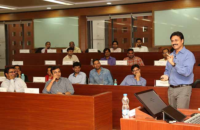 Dr. Sibichen Mathew delivers a talk on ‘When the Boss is Wrong’ at the EPGP Seminar Series 2016-17, held on June 15, 2016 at IIMB