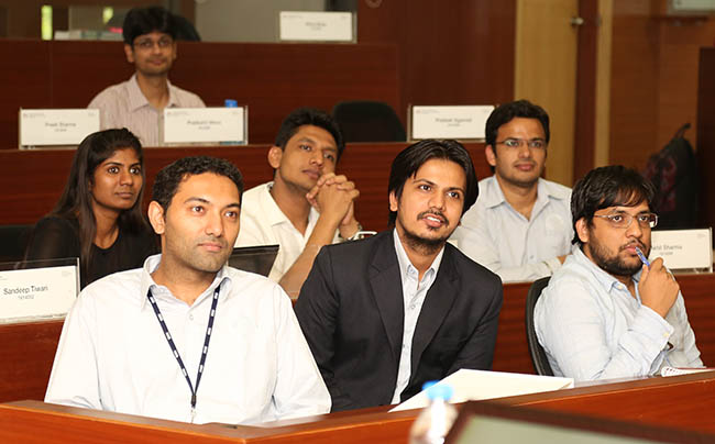 Dr. Sibichen Mathew delivers a talk on ‘When the Boss is Wrong’ at the EPGP Seminar Series 2016-17, held on June 15, 2016 at IIMB