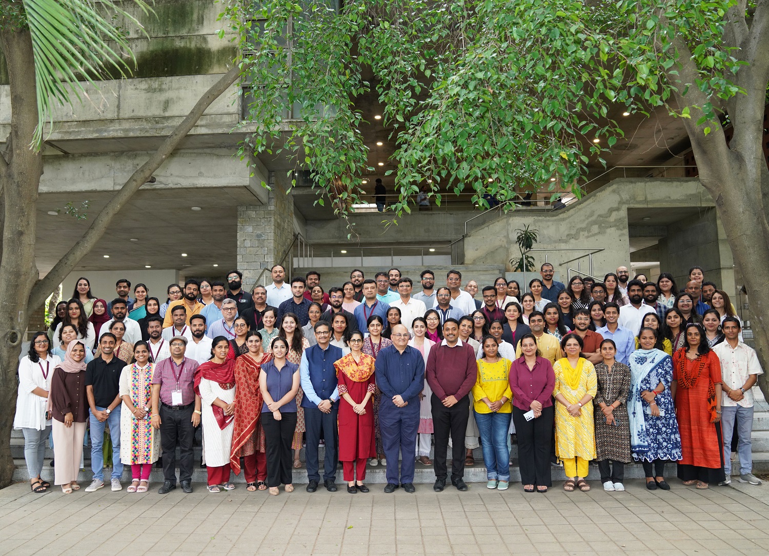 A snapshot of Professor Rishikesha T Krishnan, Director, IIM Bangalore, IIMB faculty members and participants of the Summer Research Methodology Workshop 2025, at the valedictory ceremony.