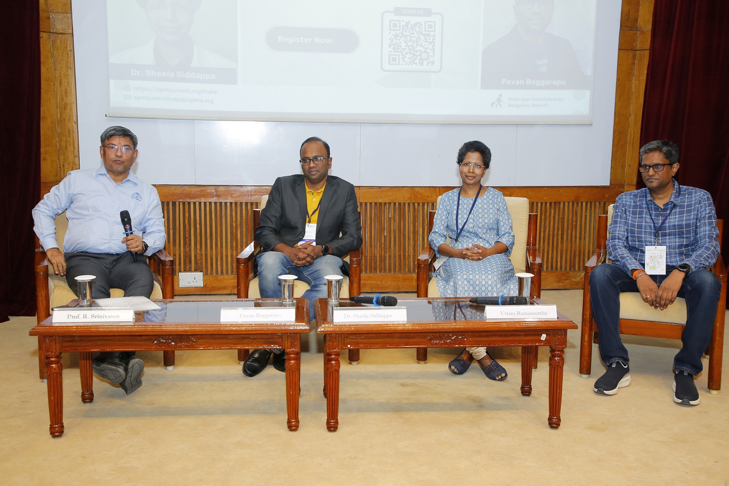 (L-R) Prof. Srinivasan, Faculty from the Strategy area at IIM Bangalore; Pavan Boggarapu, Head of Products at UpGrad; Dr. Sheela Siddappa, Principal Data Scientist at Kyndryl India; and Uttam Ramamurthy, Director of AI at Oracle Health And AI, participated in the panel discussion on "How AI Enablement Is Moving the Needle in Platform Management.