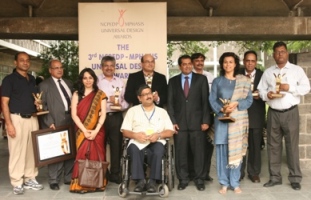 IIMB receives NCPEDP-Mphasis Universal Design Award 2012