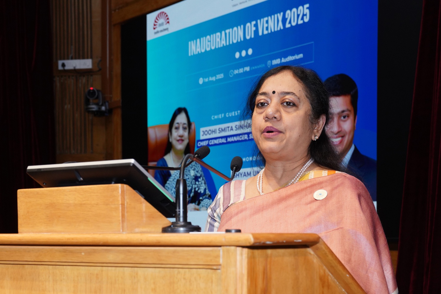 In the chief guest's address, Ms. Joohi Smitha Sinha, chief general manager of the State Bank of India, addressed the opportunities available for startup companies.