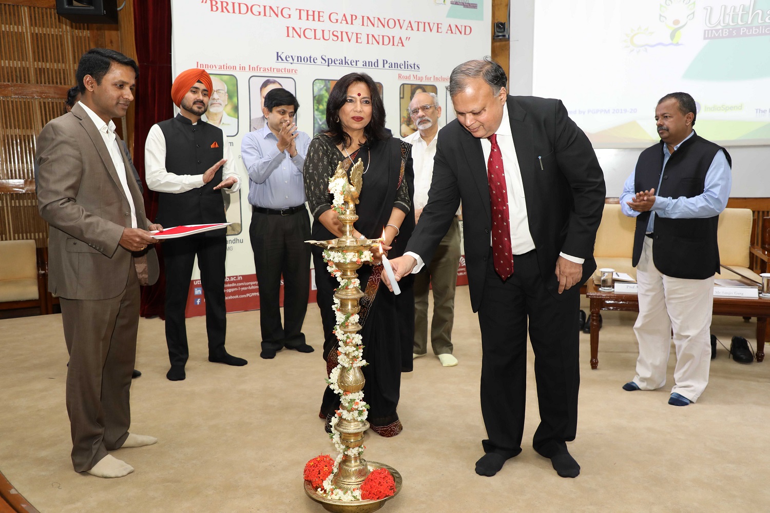 Abha Singh, former Bureaucrat, Social Activist and Lawyer, Sanjiv Garg, Managing Director at Pipavav Railway Corporation Limited (PRCL), Prof. G Raghuram, Director, IIM Bangalore, and Prof. Anil B Suraj, Chair, Post Graduate Programme in Public Policy and Management (PGPPM), light the lamp to inaugurate Utthan 2019, a Public Policy Summit hosted by the students of PGPPM at IIMB