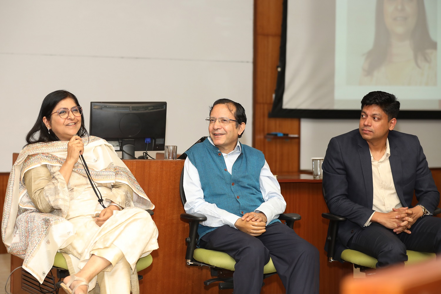 Ms Suchita Sharma, Assurance Partner in Price Waterhouse; Prof. Gopal P Mahapatra, Faculty from the OB & HRM area, IIMB, and Mr Govindraj MK, Vice President Human Resources, Flipkart, at the panel discussion hosted as part of the course, ‘Managing Career Success and Transition’ on 8th March 2023, at IIMB.