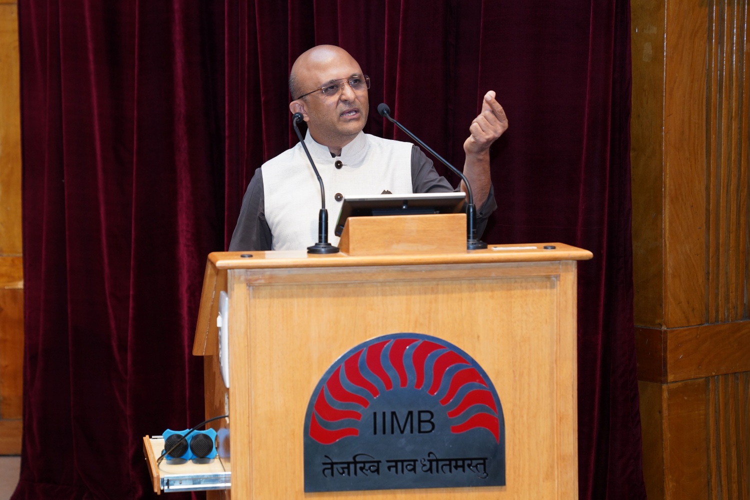 Accepting the Distinguished Alumni Award (DAA) 2026, Dipesh Shah, PGSEM 2002, Executive President and Chief Technology Officer, Havells India Limited, encourages the incoming batch to pursue bold ambitions while remaining grounded in humility and gratitude.