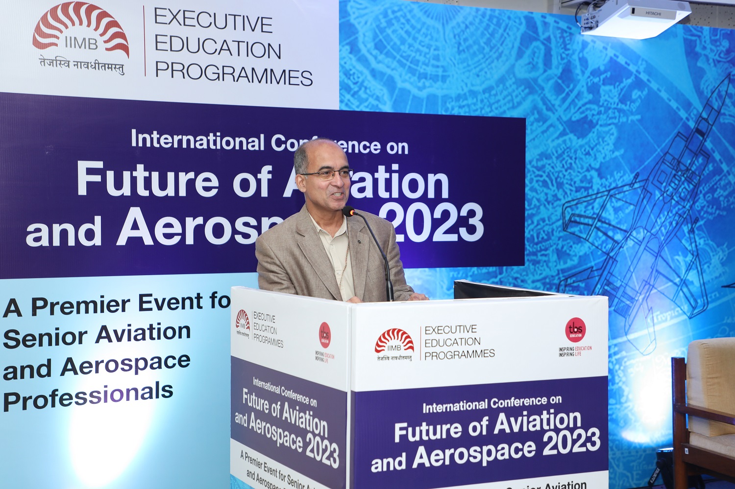 Mr. Rajeev Hundekar, Founder & CEO, Preusse Powertrain Innovations Pvt. Ltd., spoke on 'Future of Technology in Aerospace: Start-ups and Make in India Policy' at FOAA 2023.
