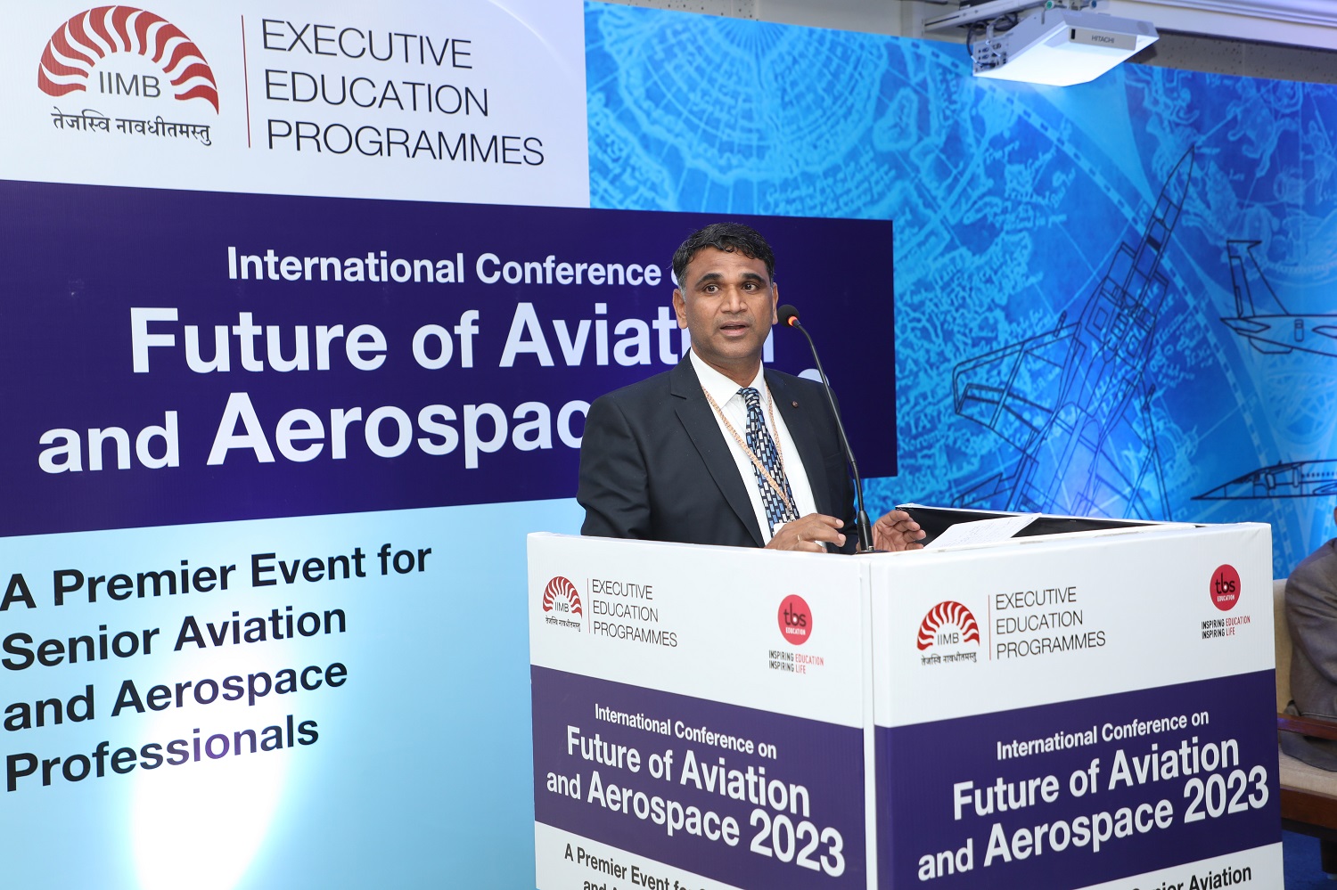 Mr. Uma Maheshwar D, Chief Consulting Engineer, GE Aviation, spoke on 'Future of Technology in Aerospace: Start-ups and Make in India Policy' at FOAA 2023.