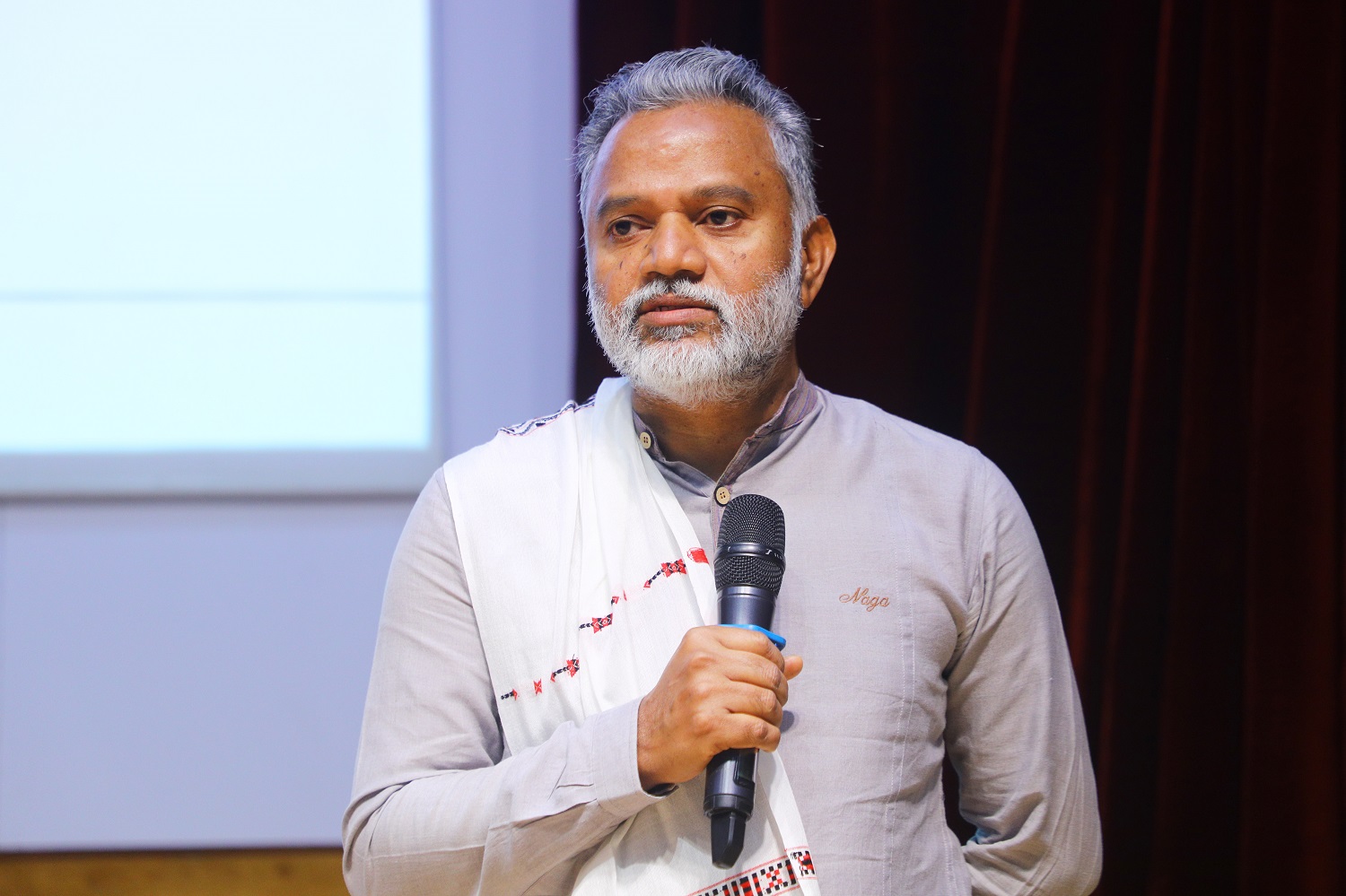 Nagaraja Prakasam, Mentor & Investor, Social Startups, and Advisor and Mentor-in-Residence at NSRCEL, addresses the audience.