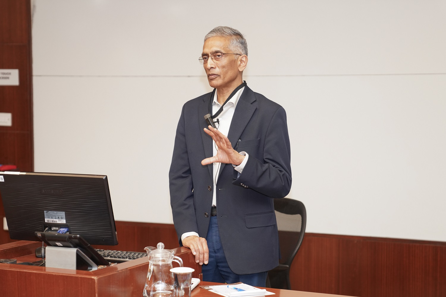 Shri Parameswaran Iyer, Former Secretary, Ministry of Drinking Water and Sanitation, Government of India, delivers a talk on, ‘Designing and Implementing Large Scale Development Programmes’, hosted by the Jal Jeevan Mission Office of IIM Bangalore, on 7th February 2024. 