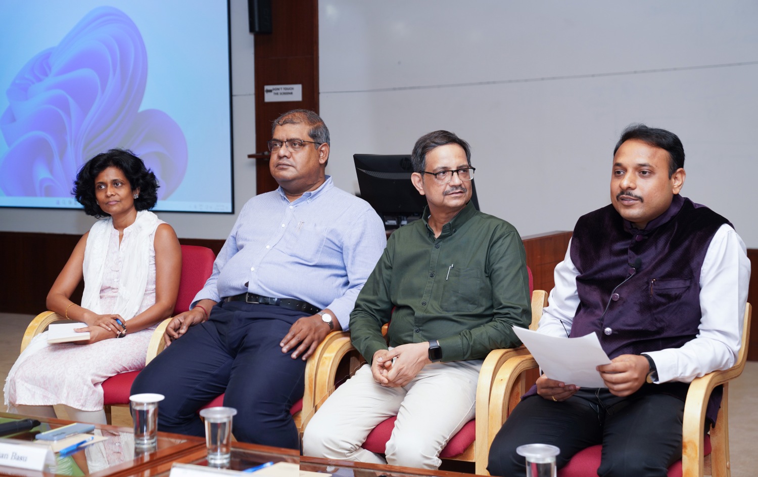 (L-R) Prof. Dalhia Mani, Entrepreneurship area; Prof. Sankarshan Basu, Finance & Accounting area; Programme Director Prof. Sushanta Kumar Mishra, Chairperson of Research & Publications, Centre for Teaching & Learning and C-DOCTA, Editor-in-Chief of IIMB Management Review (IMR), and faculty from the OBHRM area; and Programme Director Prof. Deepak Chandrashekar, Strategy area, at the Editors’ Roundtable organized as part of the Summer Research Methodology Workshop 2026, hosted by the Office of Research and Publications at IIMB on 25 April 2026.