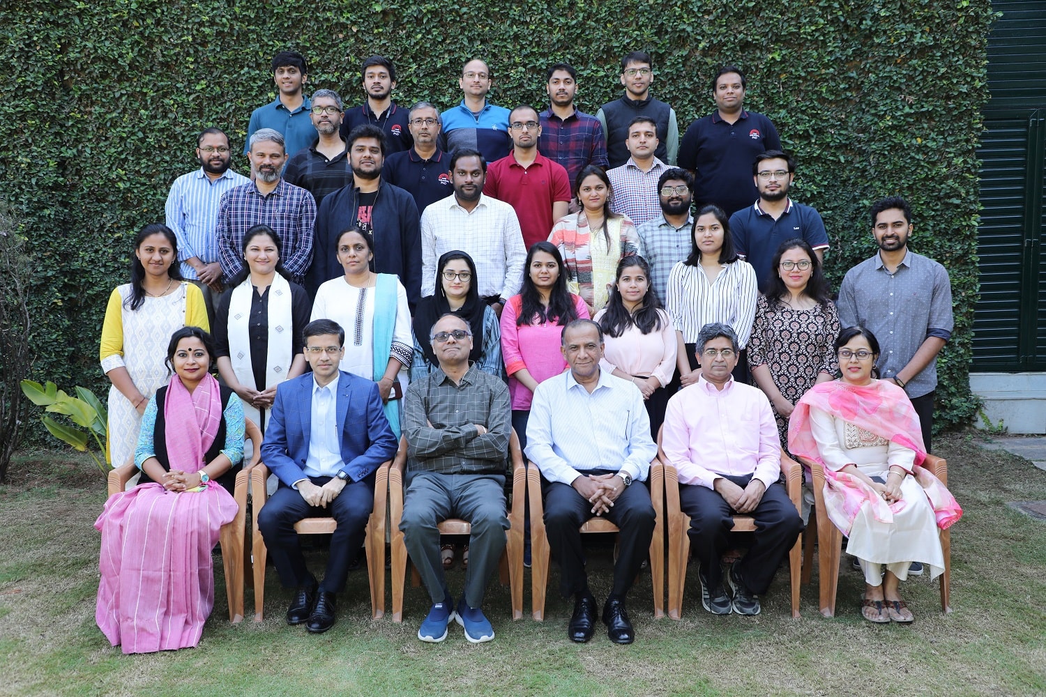 The participants with Programme Directors Prof. Sourav Mukherji (second from left) and Dr. Arun Pereira (third from right), Prof. Chetan Subramanian (third from left), Dean Faculty and Chairperson, Centre for Teaching and Learning, Prof. Ananth Krishnamurthy (second from right), Chairperson, IIMB Doctoral Programme, and the CTL team.