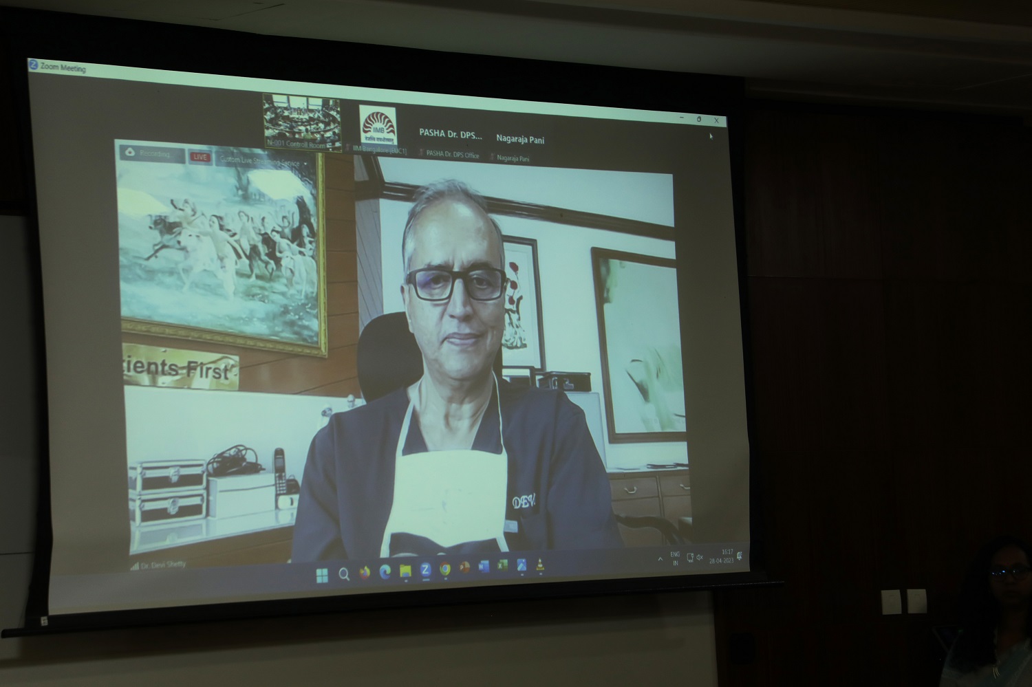 Dr Devi Shetty, Chairman of the Board of Governors, IIMB, speaks at the inauguration of the TCI-IIMB Supply Chain Sustainability Lab. He says “We have a serious problem of supply chain logistics in India. Sustainability – in terms of pollution control, and Efficiency – in terms of digitalization, are two key areas that need to be addressed. A lab like the TCI-IIMB Supply Chain Sustainability Lab will fill this gap while also contributing to bringing down diseases caused by pollution.” 