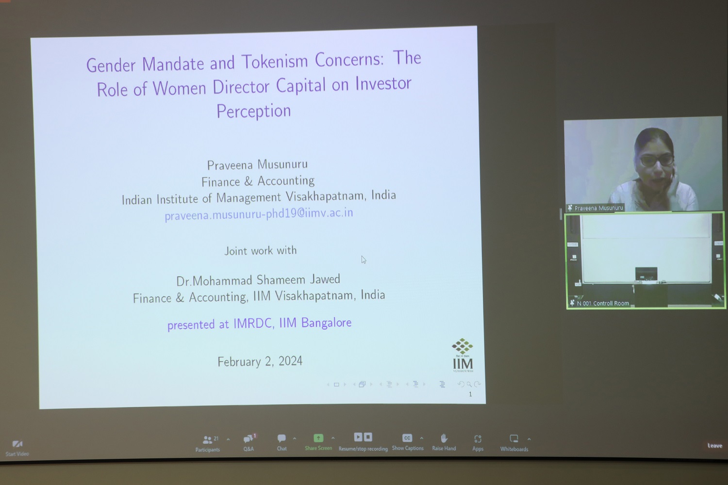 Praveena Musunuru, IIM Visakhapatnam, presents her paper titled, ‘Gender mandate and tokenism concerns: The role of women director capital on investor perception’, at the IMR Doctoral Conference, at IIMB on 2nd February 2024.