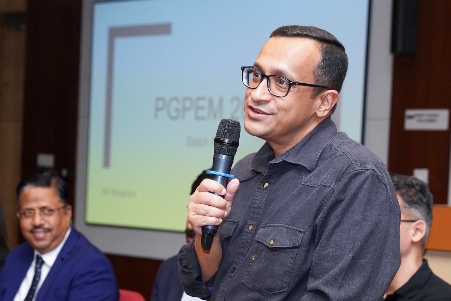Prof. Ashis Mishra, Chairperson, PGPEM, Marketing area, welcomes the PGPEM 2026–28 cohort, underscoring the programme’s distinctiveness and the commitment required to balance work, academics, and personal responsibilities.