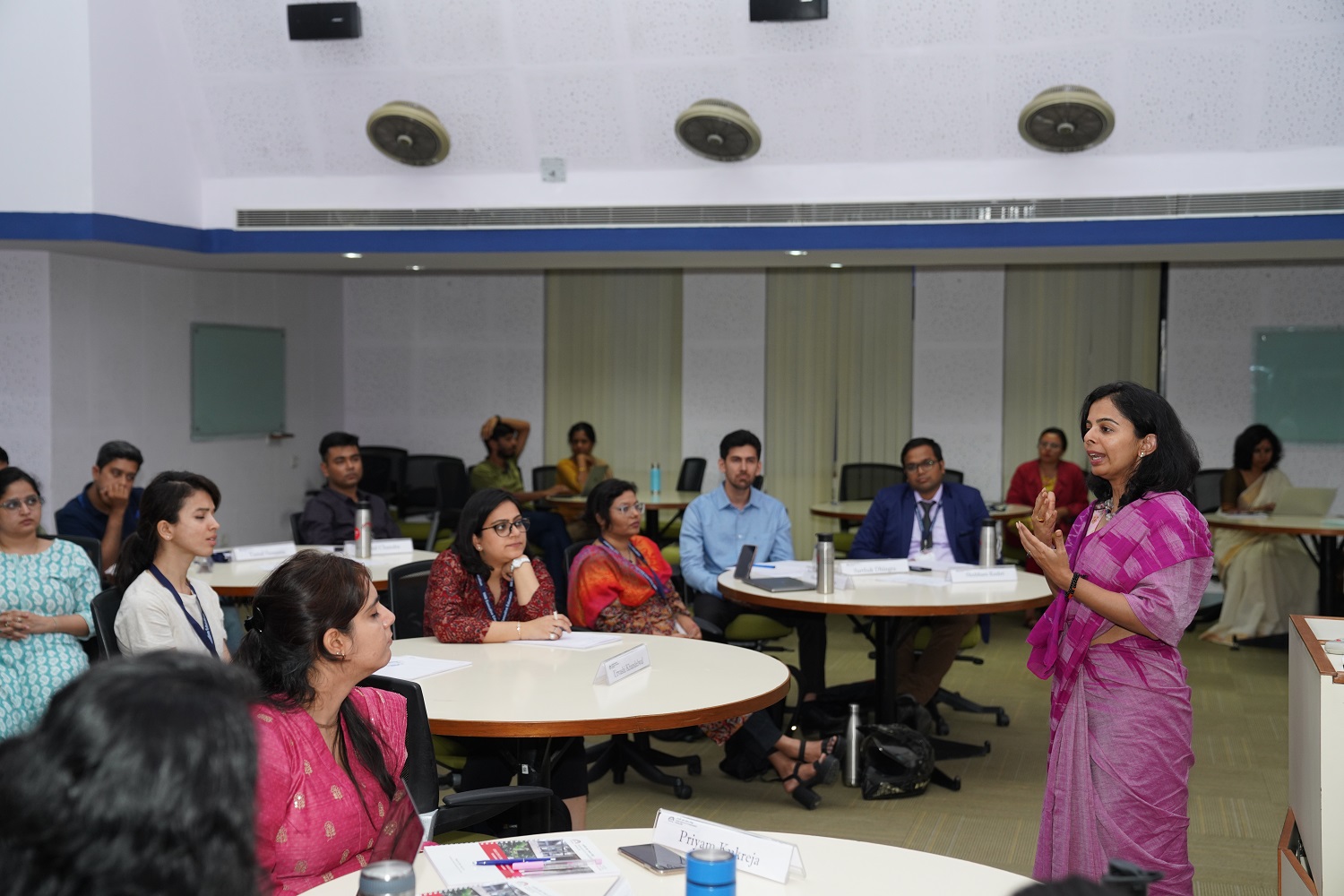 Prof. Deepti Ganapathy conducting a session on ‘Designing MOOCs’. 
