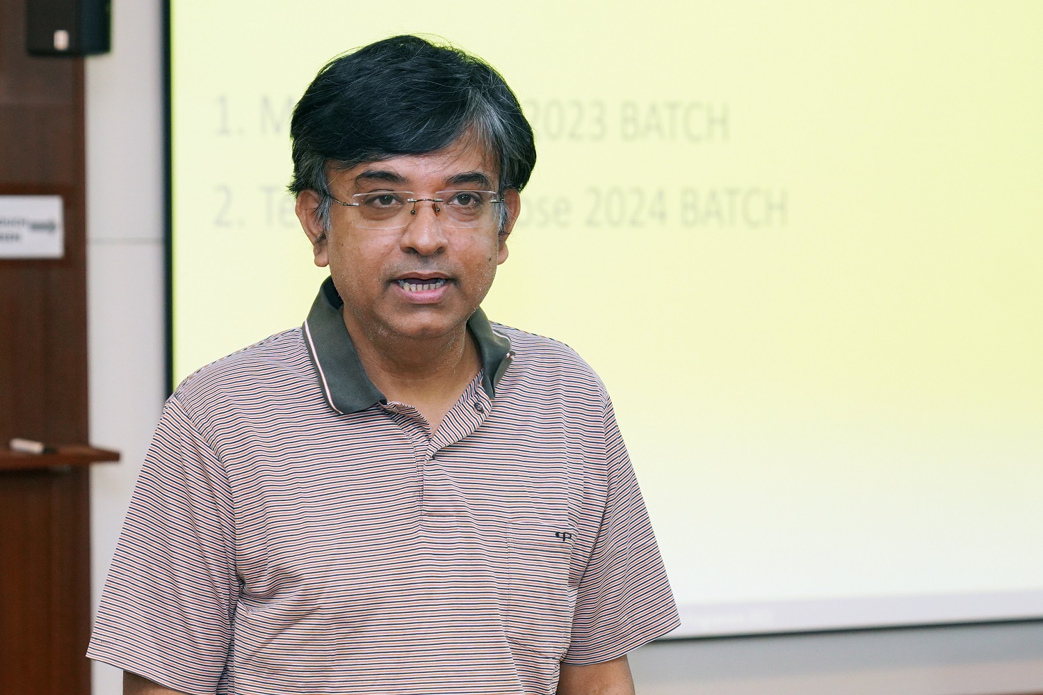 Prof. Kanchan Mukherjee, Chairperson, Doctor of Philosophy (PhD), and faculty in the Organizational Behavior & Human Resources Management area, explains that feedback should be used for corrective action, while addressing the new PhD cohort.