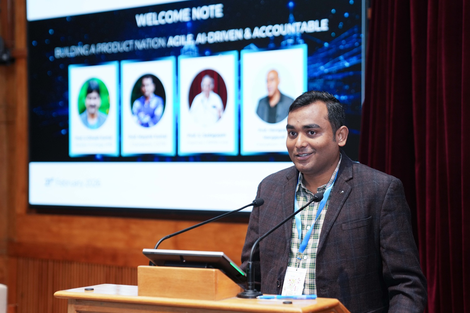 Prof. Mayank Kumar, Chairperson, CSITM, gave a brief introduction of the Centre, which serves as a hub for open exchange of information among academia, government, and industry on the evolving nature and impact of contemporary technologies on business, government, and society.