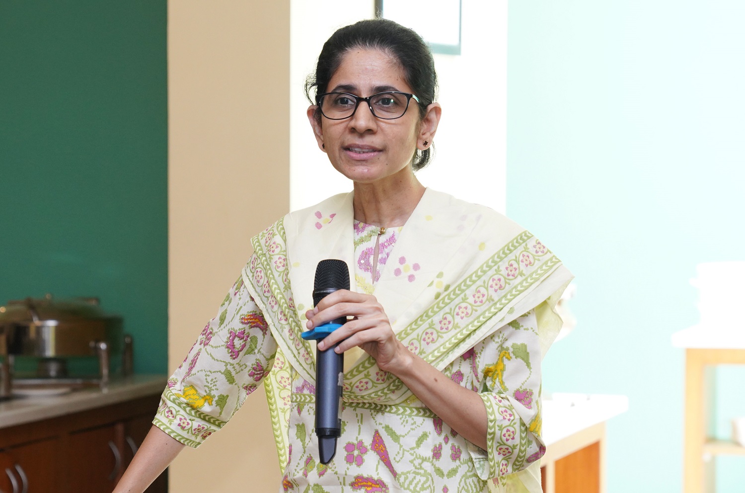 Prof. Mukta Kulkarni, Dean Programmes, highlighted the value of experiential learning, noting that knowledge gained through observation is as crucial as structured curriculum.