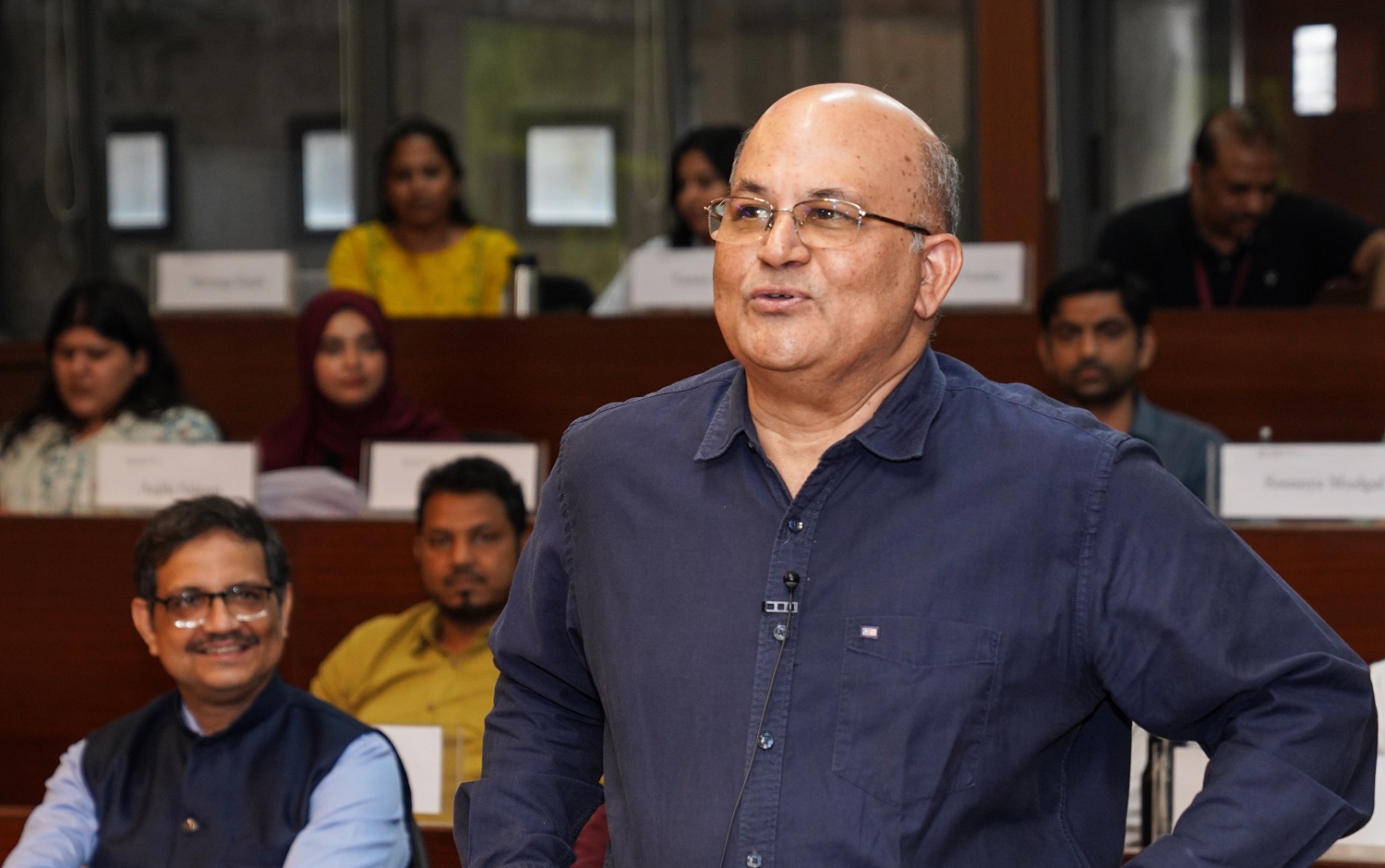 Professor Rishikesha T. Krishnan, Director, IIMB, addresses the participants on ‘Research Leadership’ during the valediction on 24th May 2025.