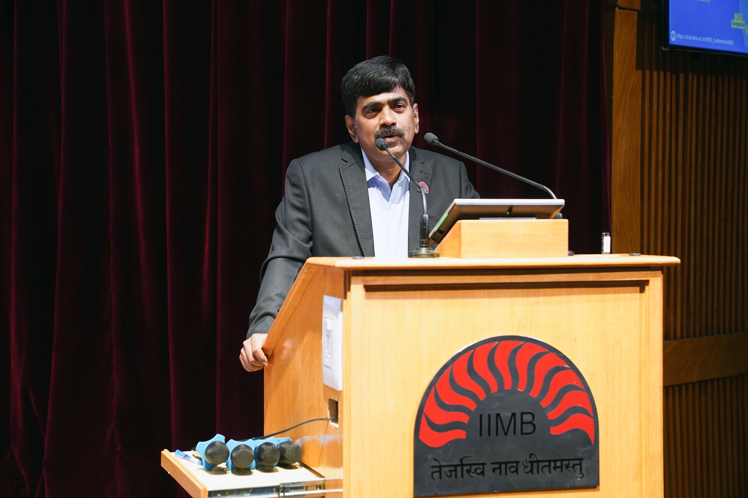 Prof. U. Dinesh Kumar, Director-in-charge, IIMB and Chairperson, DCAL, emphasised the importance of data integrity and problem framing in AI applications while delivering his inaugural address.