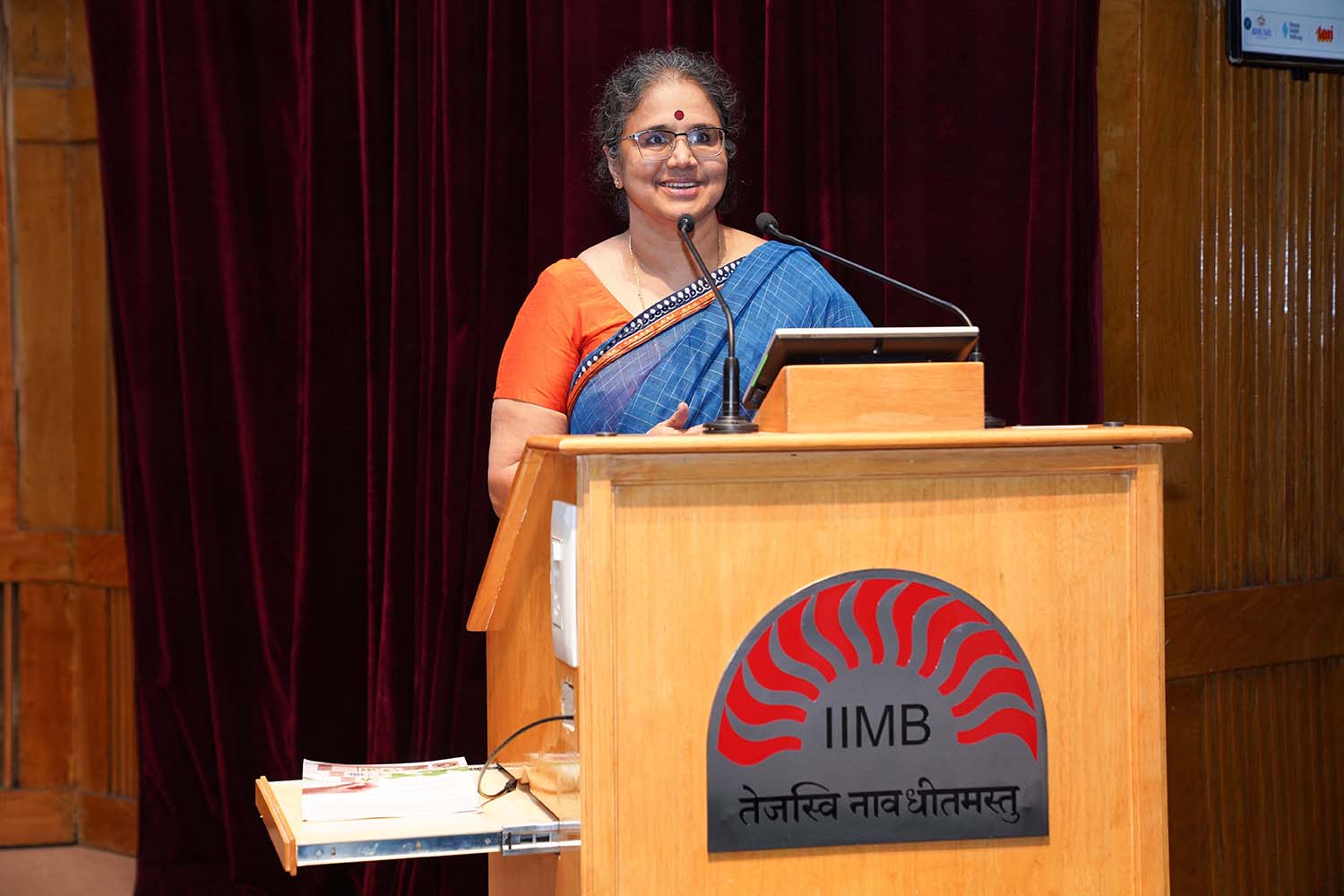 Prof. Vasanthi Srinivasan, Dean, Alumni Relations & Development and faculty of the Organizational Behavior & Human Resources Management area at IIMB, makes a case on the evolution of India’s responsible business and ESG disclosure landscape when delivering her remarks on the launch of the ‘Business Responsibility and Sustainability in India’ report.