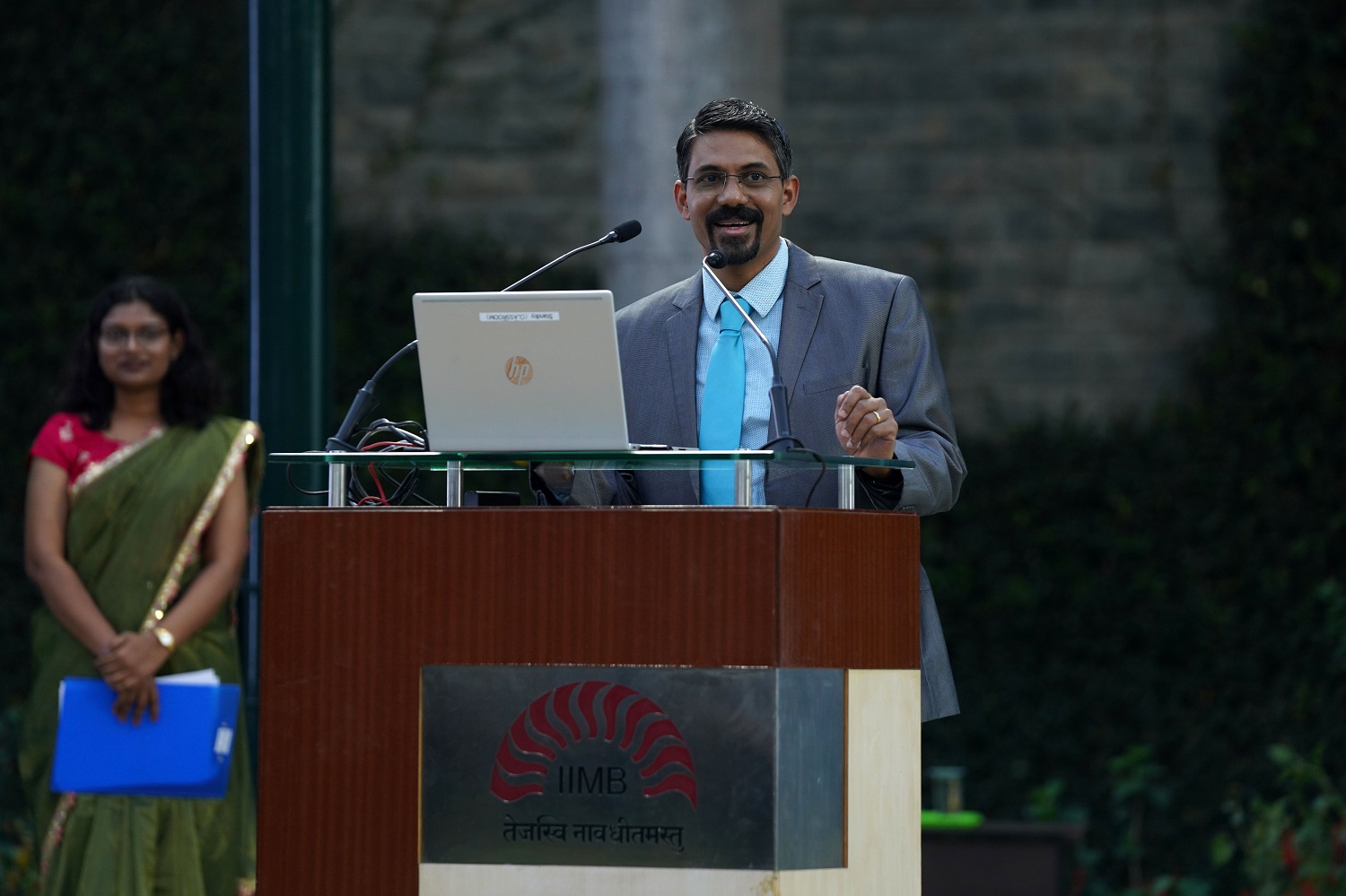 Prof. Jitamitra Desai of the Decision Sciences area advises the graduating cohorts to Do Small, Dream Big, during his address at Pragya 2026, on 3rd March 2026.