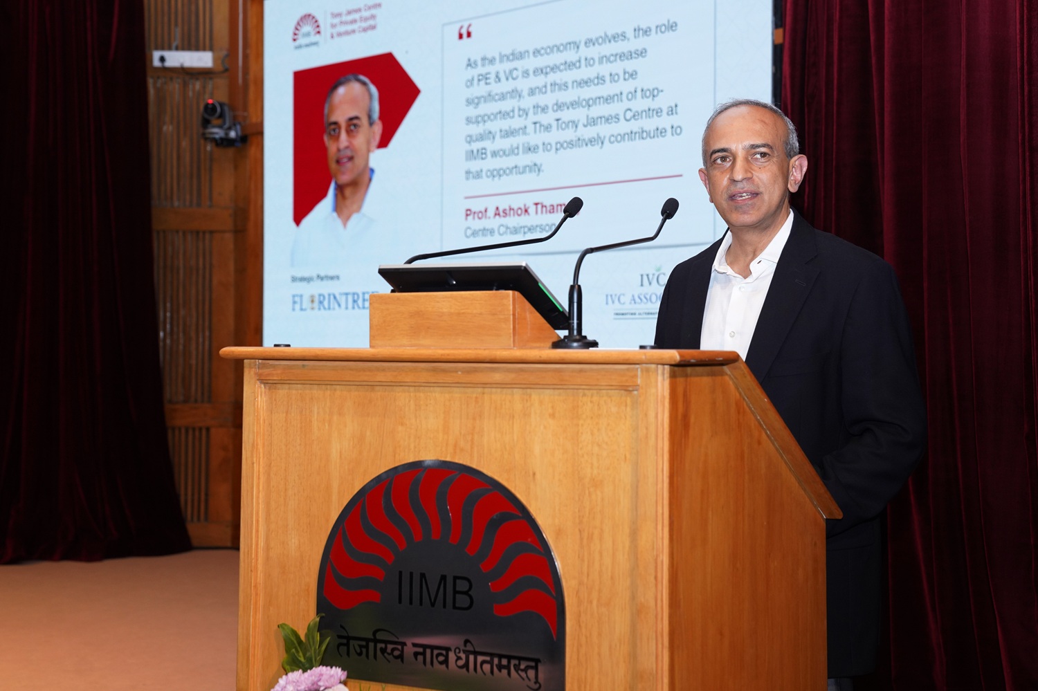Prof. Ashok Thampy, Florintree Chair Professor for Private Equity & Venture Capital, IIMB, outlined the Centre’s proposed vision and activities.