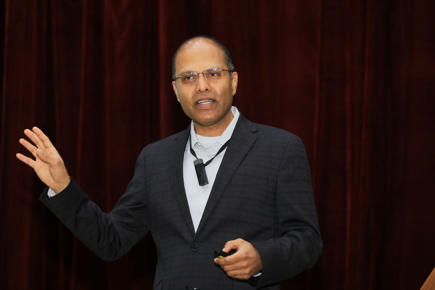 Professor Deepak Somaya from the University of Illinois Urbana-Champaign spoke on the 'India Strategy Scholarship' during day 3 of the India Strategy Conference 2023 on 16th December 2023.