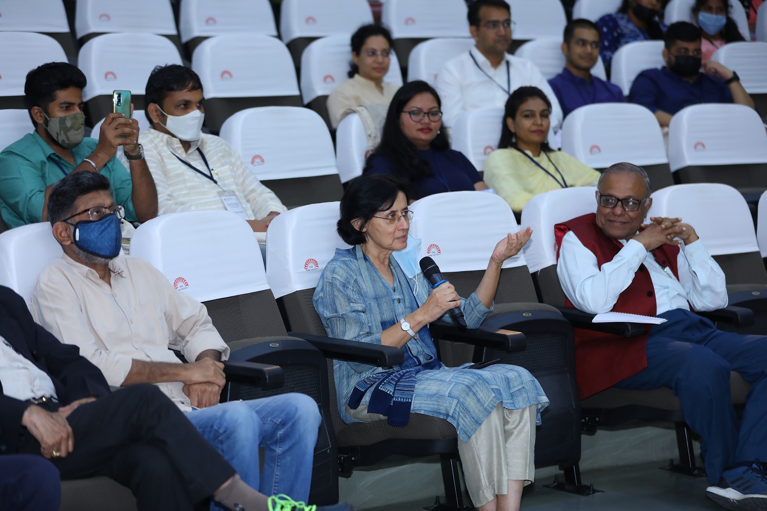 A snapshot of the audience, that includes Ms. Vinita Bali, Member of the Board of Governors of IIMB, at the inauguration of the conference.